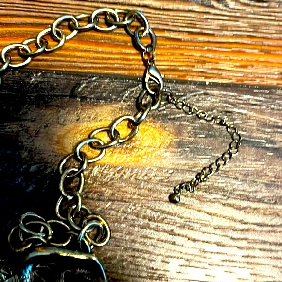 Elephant Pendant Necklace Choker - Picture 3 of 5